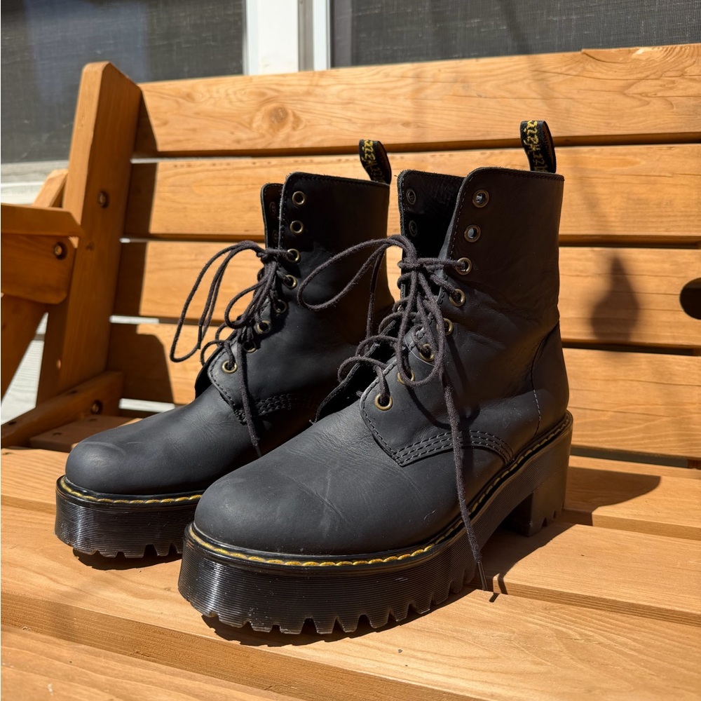Dr Martens Shriver Hi platform boots